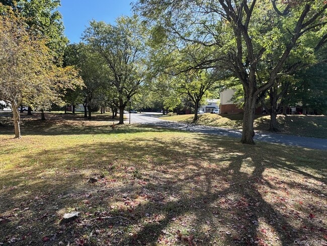 Building Photo - 4 Patton Dr