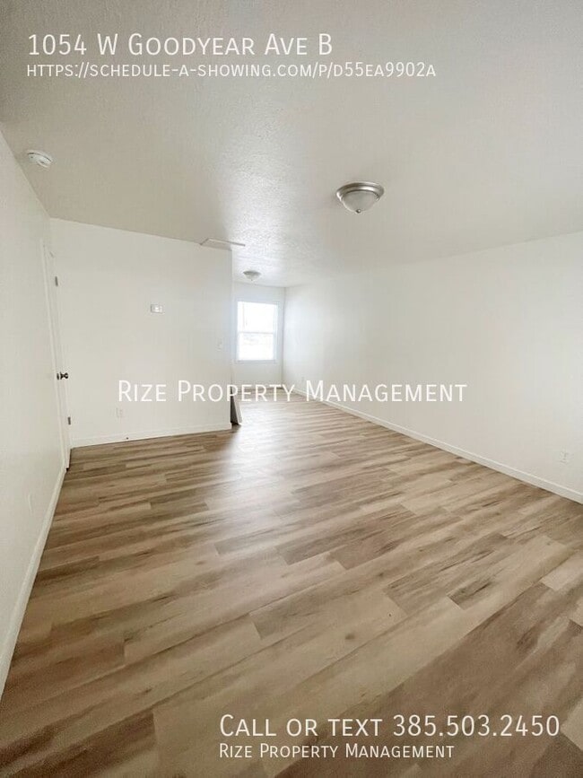 Building Photo - 1054 W 1520 N