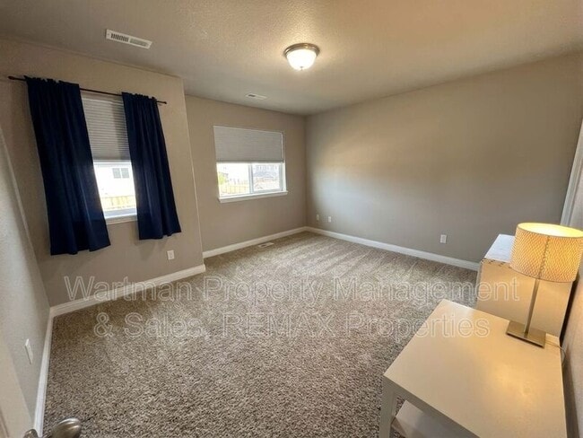 Building Photo - 8394 Prairie Brush Ct
