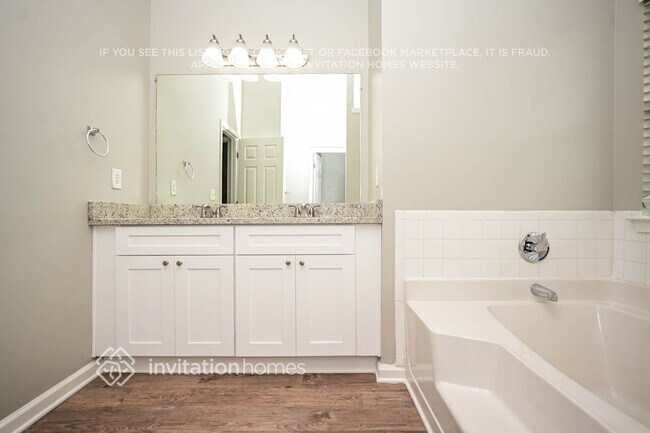 Building Photo - 3687 Arminto Dr