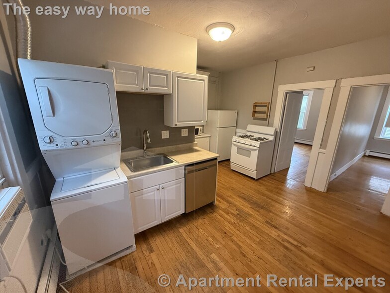 Building Photo - 150 Fifth St Unit #2