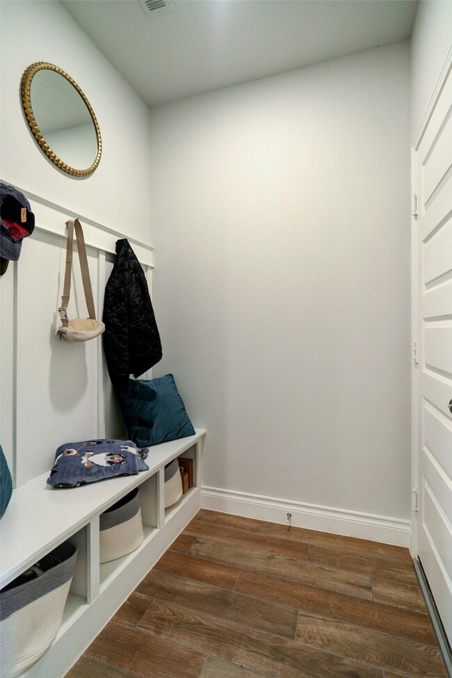 Building Photo - 6206 Glenwick Park Rd