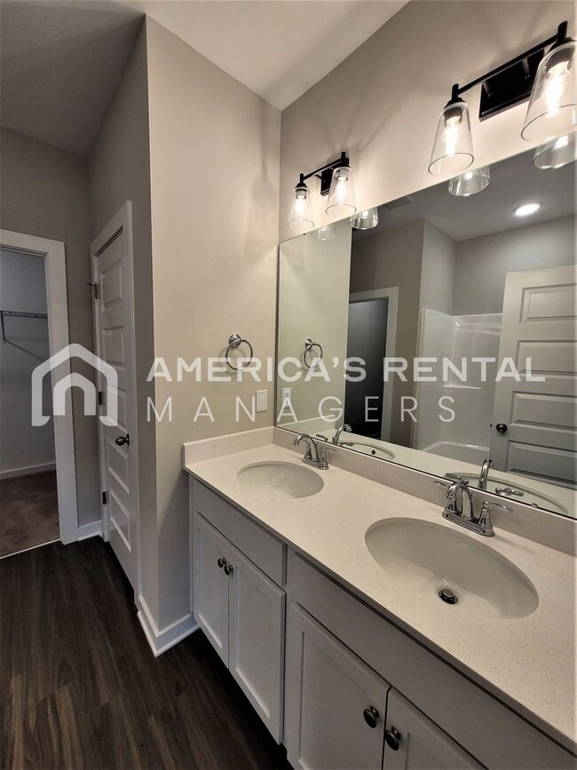 Building Photo - 104 Flintlock Wy