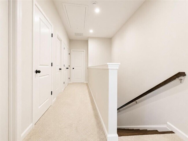 Building Photo - 3290 Willow Glade Trl