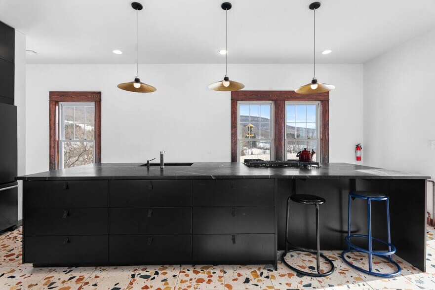 Building Photo - 4831 County Hwy 6