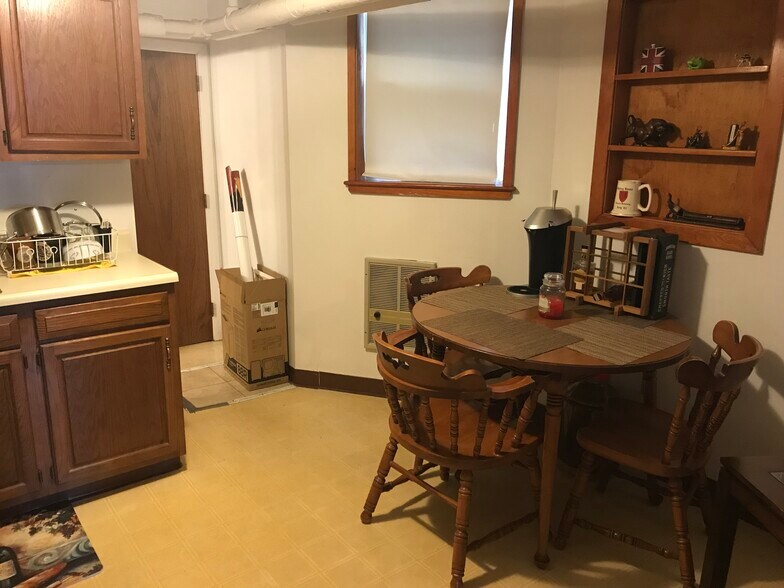 Building Photo - 29 Cameron Ave