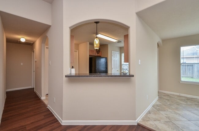Building Photo - 15522 Forest Creek Farms Dr