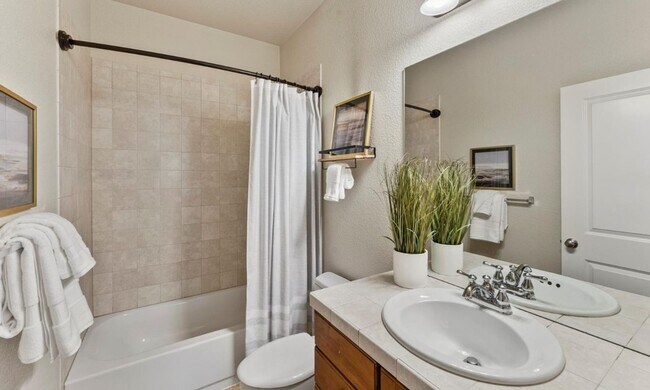 Building Photo - Cordera Home within walking to D20 Schools...