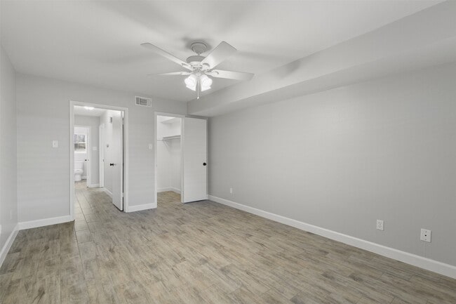Building Photo - 13010 Trail Hollow Dr