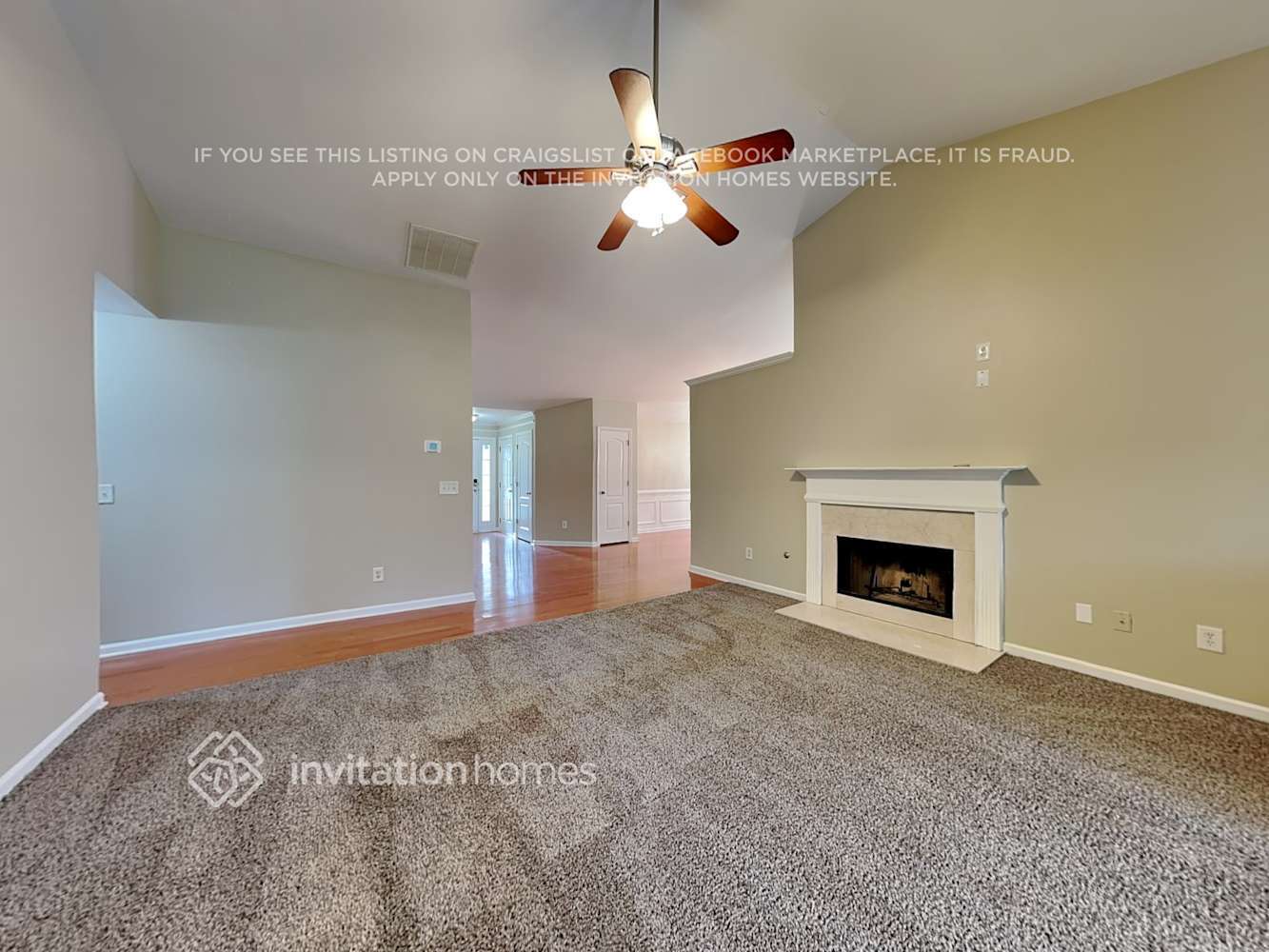 Building Photo - 1029 S Creek Dr
