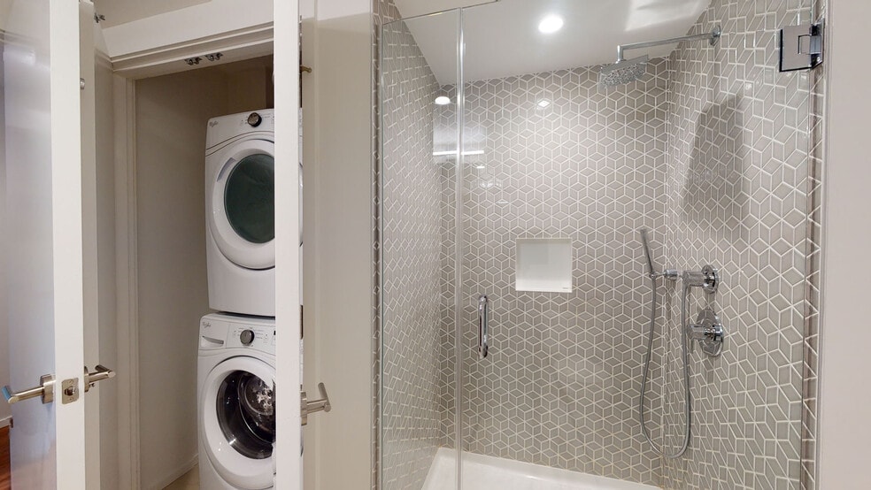 Building Photo - 345 Harrison Ave