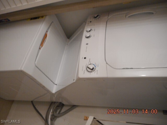 Building Photo - 27790 Hacienda E Blvd