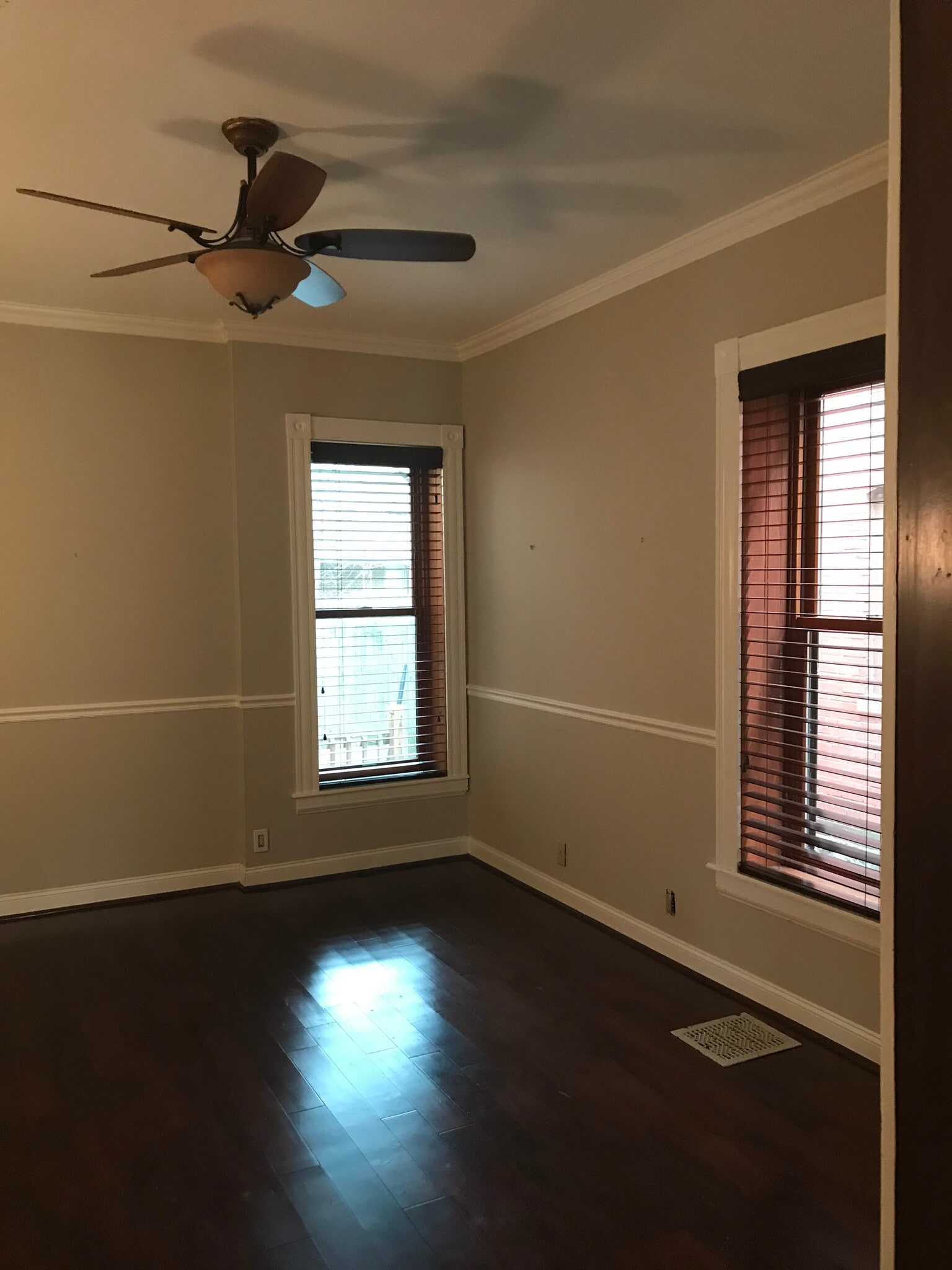 Building Photo - 1037 Garvin Pl