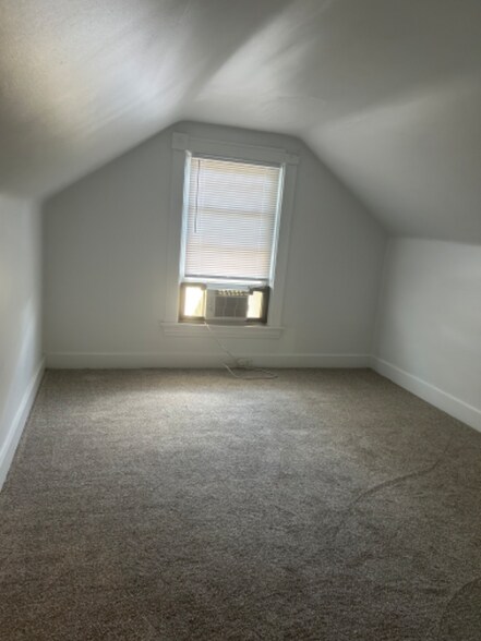 Building Photo - 3100 Markbreit Ave