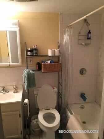 Building Photo - 12 Dean Rd