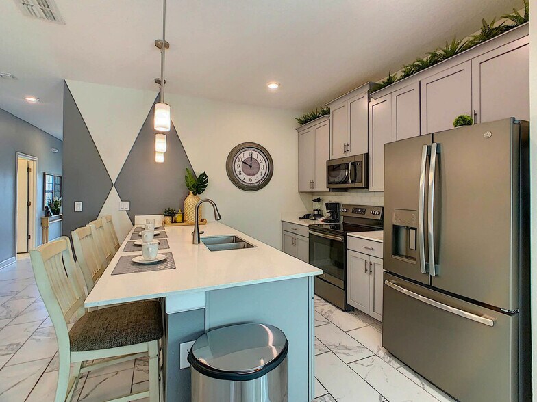 Building Photo - 260 Ocean Course Ave