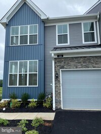 Building Photo - 110 Ginkgo Ln
