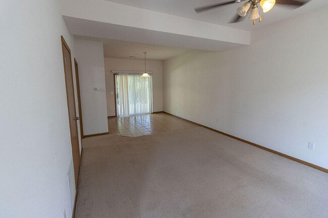 Building Photo - 1619 Citadel Dr