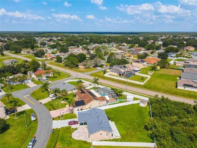 Building Photo - 853 Blanc Ct