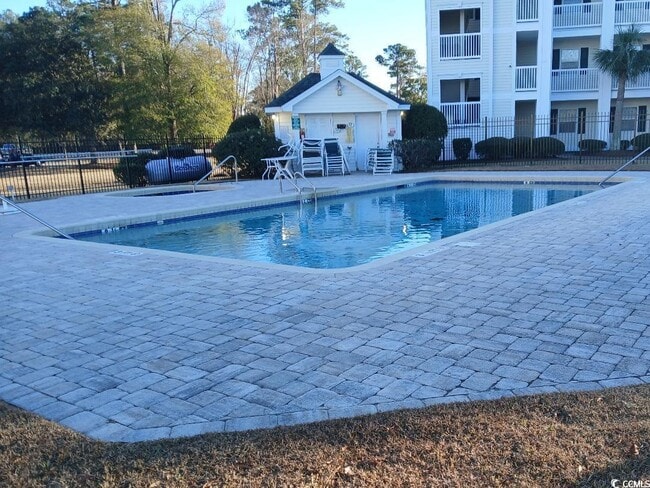 Building Photo - 448 Red River Ct