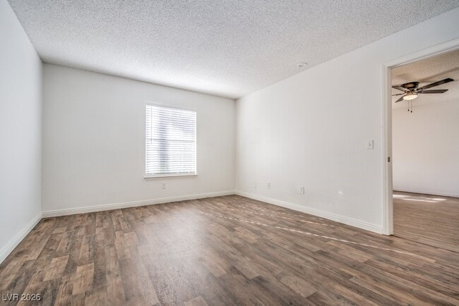 Building Photo - 3823 S Maryland Pkwy