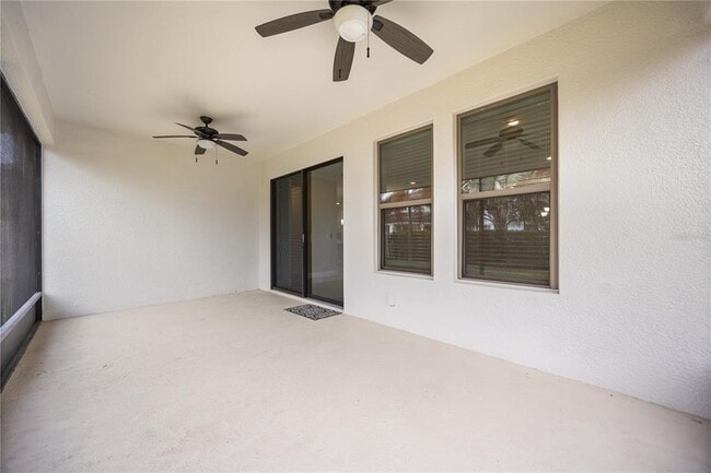 Building Photo - 8348 Vivaro Isle Way