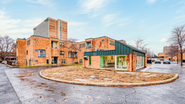 Building Photo - Jackson Park Terrace