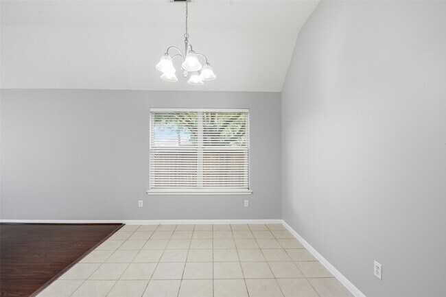 Building Photo - 24802 Sageford Ct