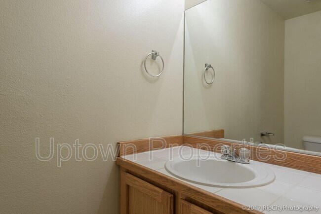Building Photo - 978 SW 208th Pl
