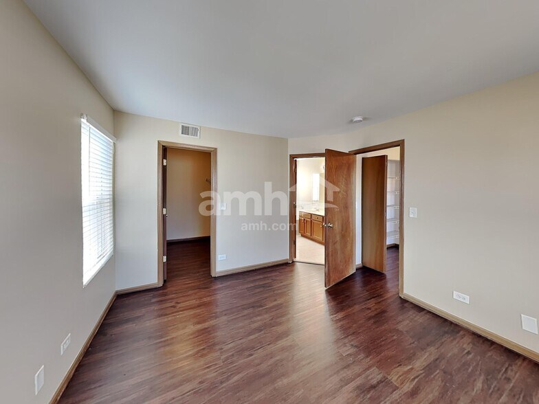 Building Photo - 547 Greystone Ln