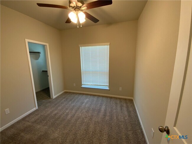 Building Photo - 2826 Wasilla Dr