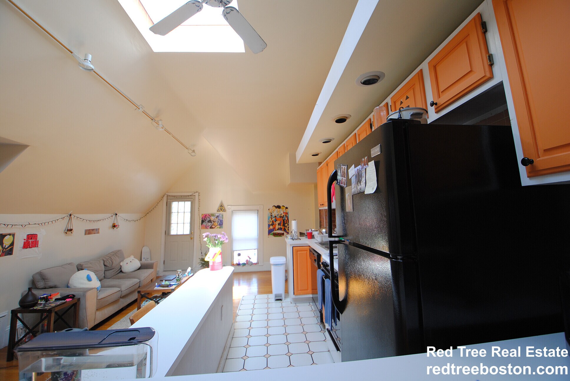 Building Photo - 1678 Beacon St