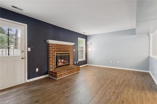 Building Photo - 444 Wayman Ln