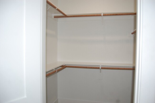Building Photo - 261 Co Rd 4413