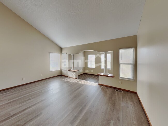 Building Photo - 160 Whittington Pl