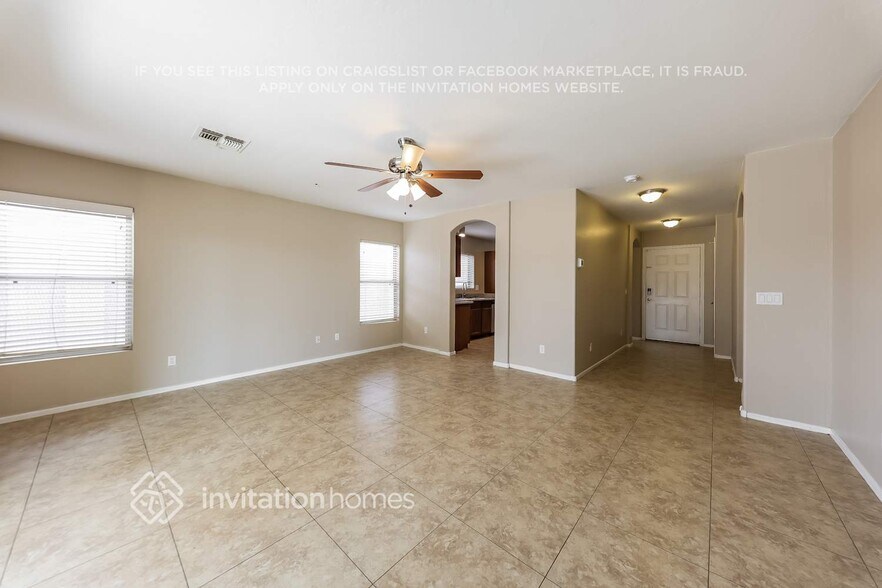 Building Photo - 12563 W Charter Oak Rd