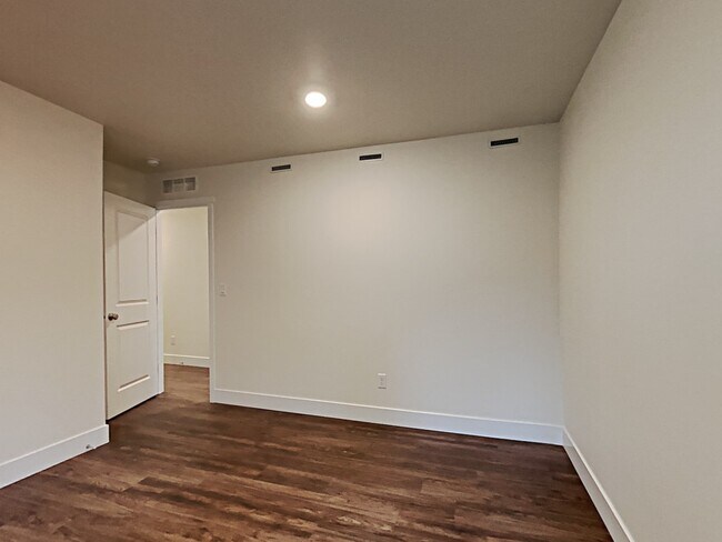 Building Photo - 17612 42nd Avenue Court E