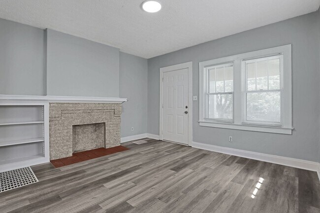 Building Photo - 41-43 N Huron Ave
