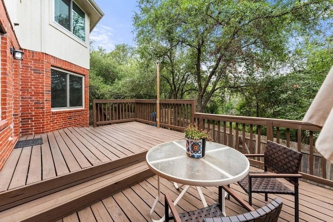 Building Photo - 3704 Caney Creek Rd