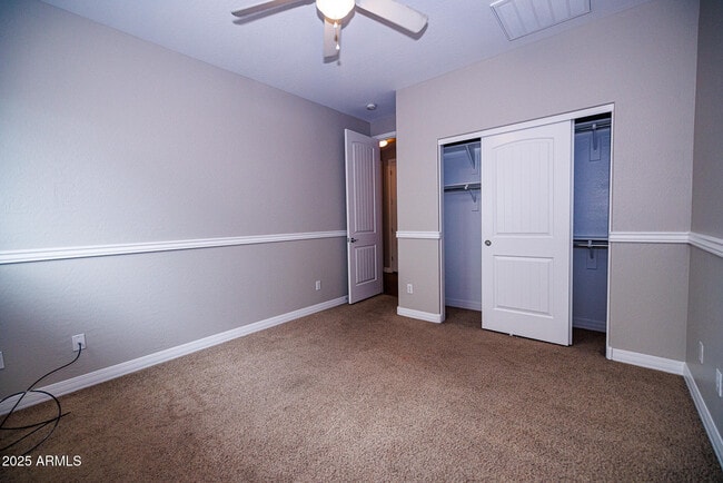 Building Photo - 1242 E Cassia Ln