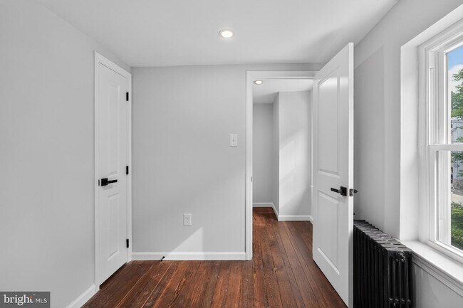 Building Photo - 4469 Silverwood St