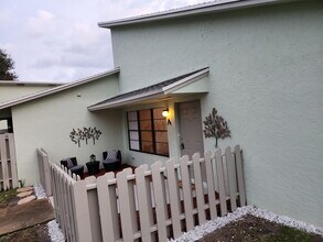 Building Photo - 431 Jupiter Lakes Blvd