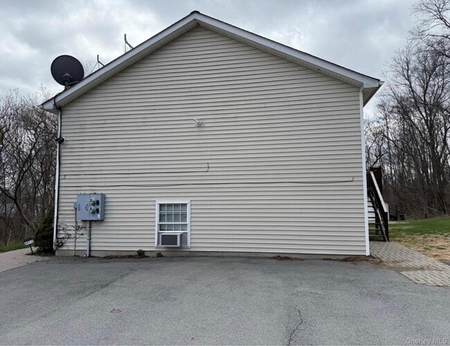 Building Photo - 307 County Rte 49