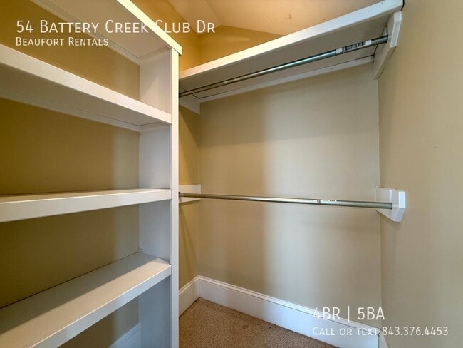 Building Photo - 54 Battery Crk Clb Dr