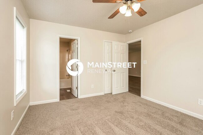 Building Photo - 3 Bedroom Pet-Friendly Home in THOMASVILLE...