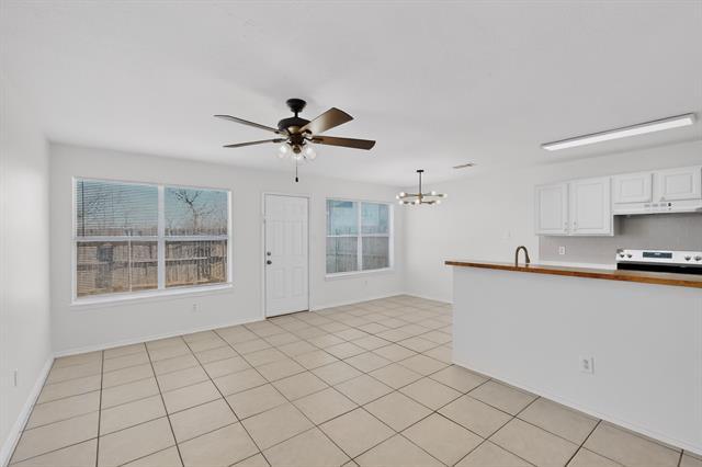 Building Photo - 4502 Alamosa St