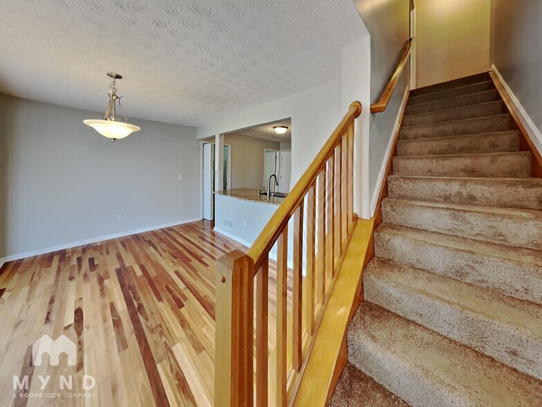 Building Photo - 148 Bingham Cir