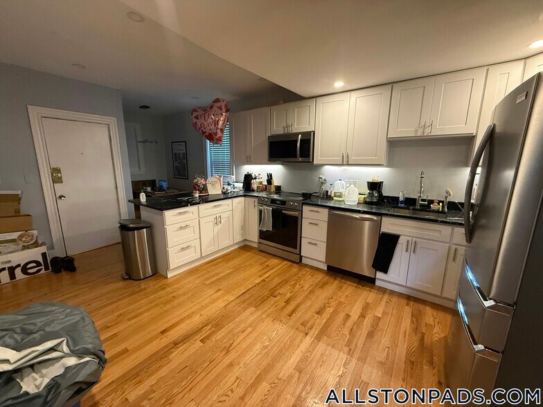 Building Photo - 24 Farrington Ave