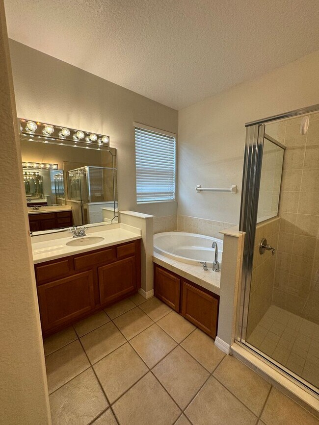 Building Photo - 10360 Sandy Marsh Ln