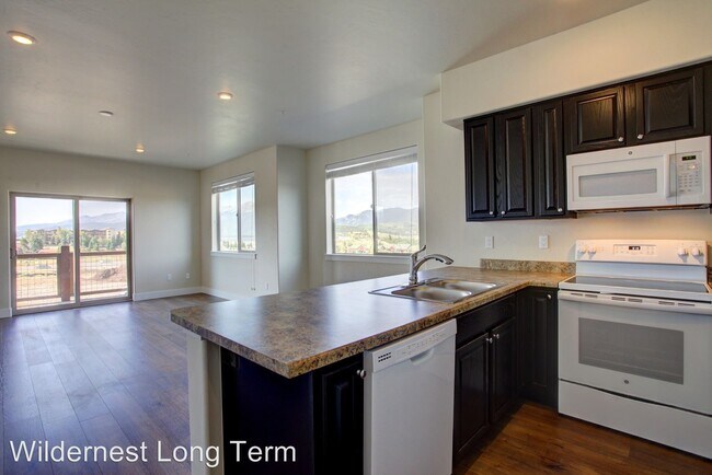 Building Photo - 384 Dillon Ridge Rd